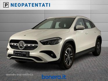 Mercedes GLA 180 180 Progressive Advanced Plus 7G-DCT
