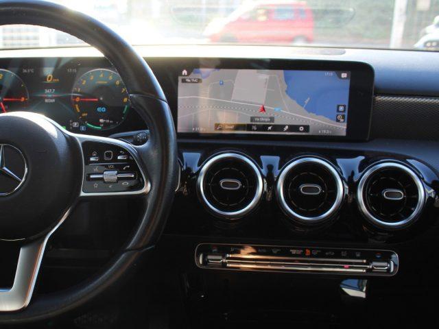 MERCEDES-BENZ A 250 e hybrid EQ Sport