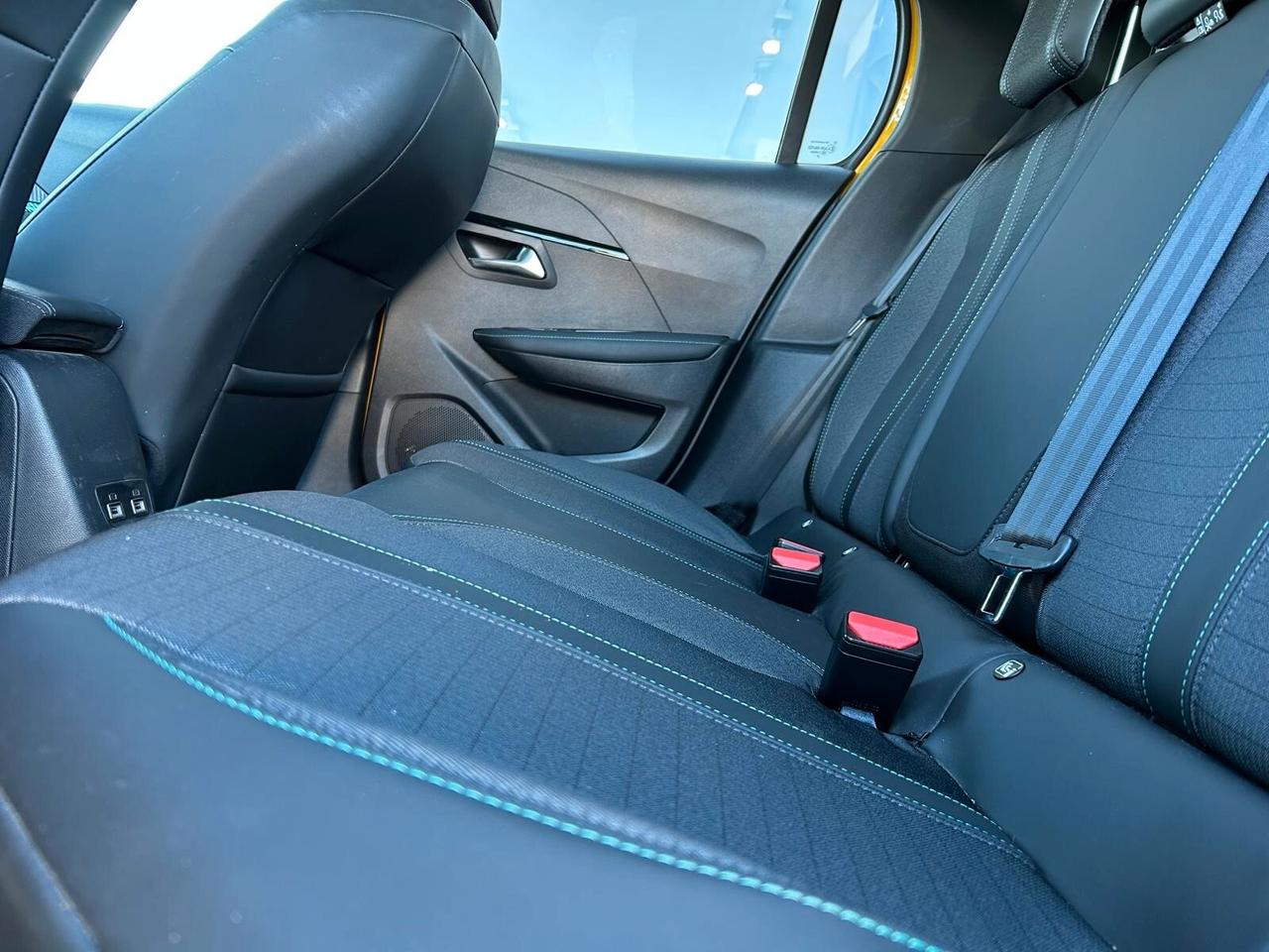 Peugeot 208 ALLURE PACK PureTech 100 5 p. SPOTICAR