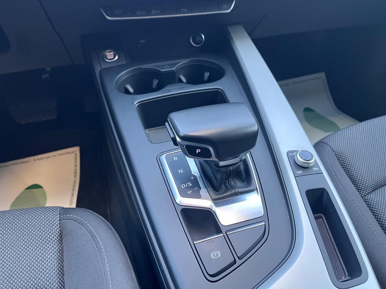 Audi A4 Avant 30 TDI/136 CV S tronic Business Advanced