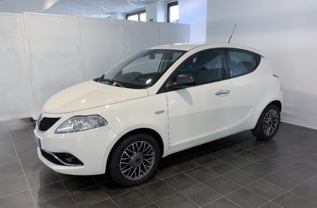 LANCIA Ypsilon 1.3 MJT 16V 95 CV 5 porte S&S Silver