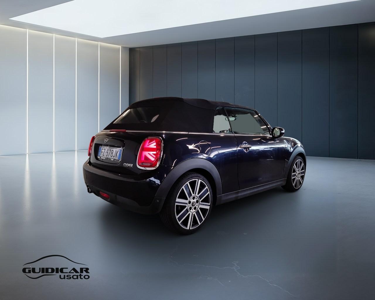 MINI Mini IV F57 2018 Cabrio - Mini Cabrio 1.5 Cooper auto