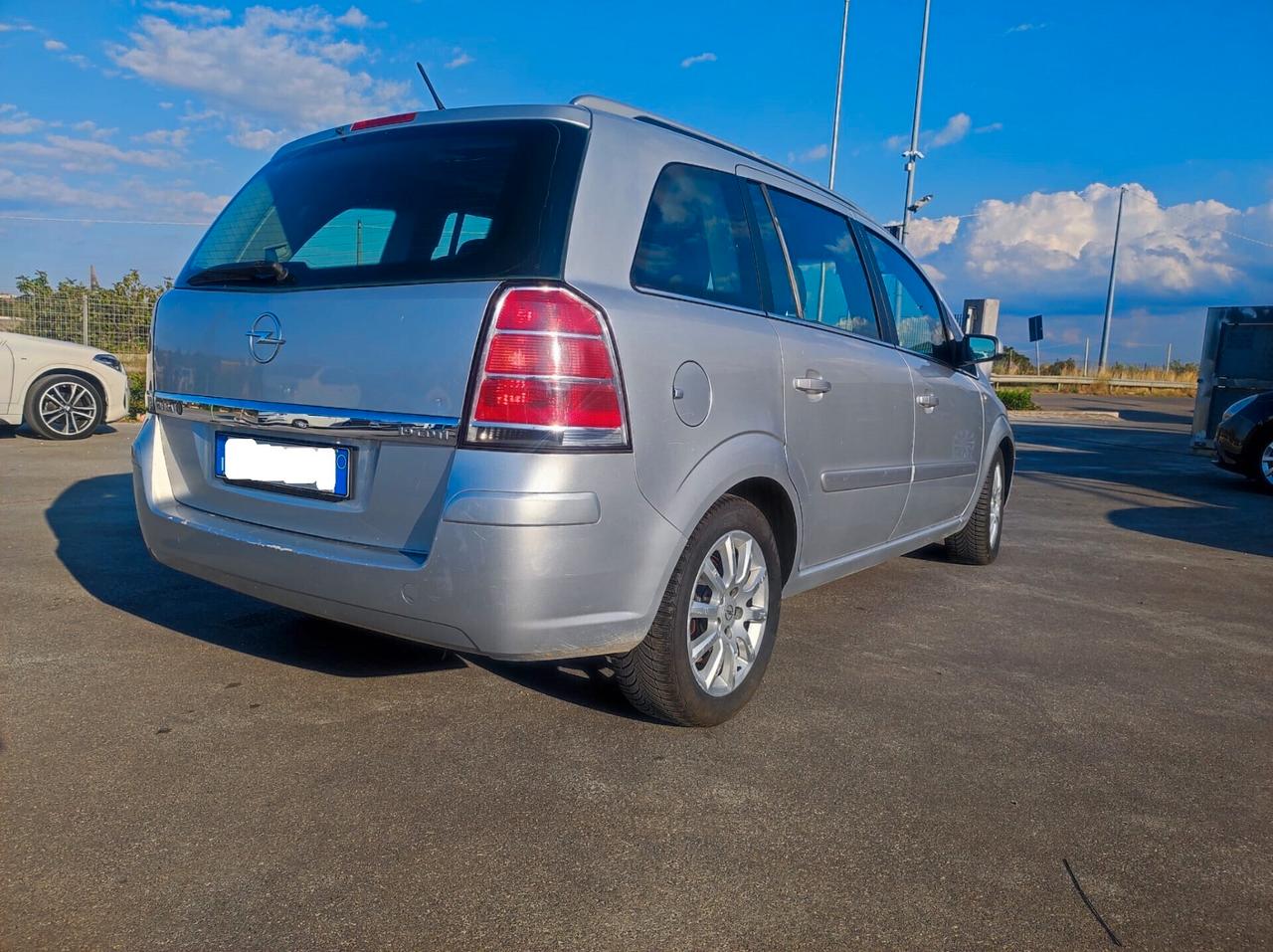 Opel Zafira 1.9 CDTI 120CV 7 POSTI