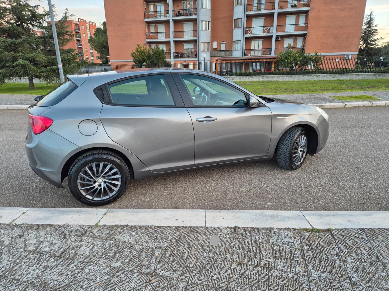 Alfa Romeo Giulietta 1.4 Turbo 120 CV GPL 2014