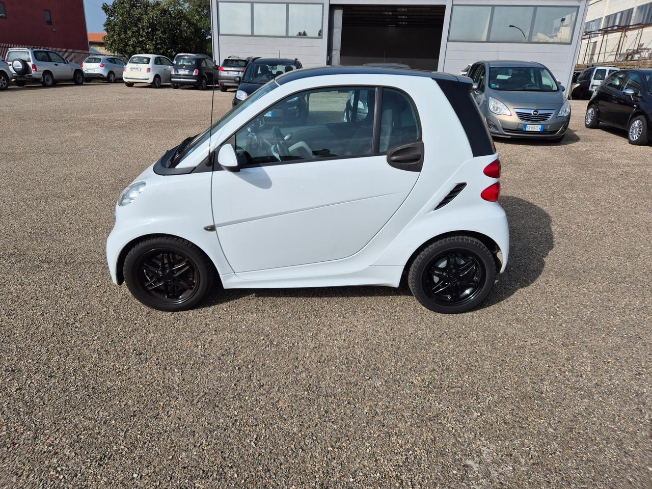 Smart ForTwo 1000 52 kW coupé pure