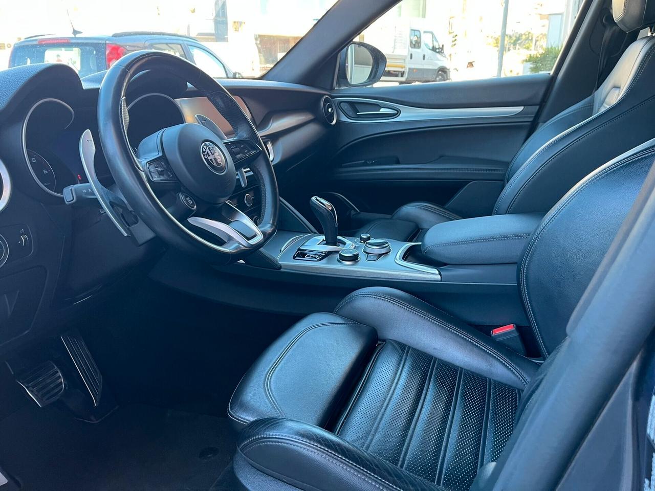 Alfa Romeo Stelvio 2.2 210 CV AT8 Q4 Veloce