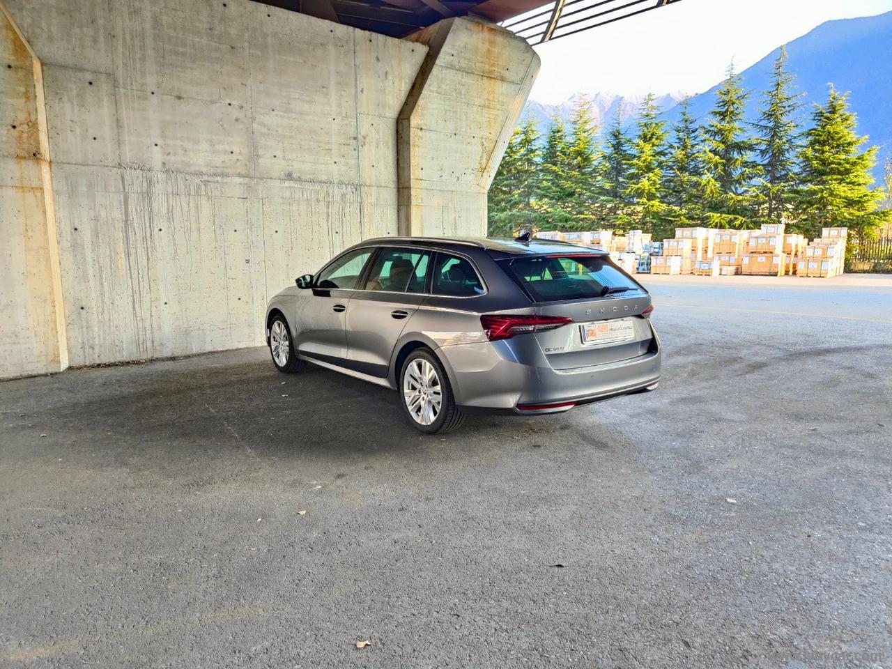 SKODA Octavia 1.5 e-TEC DSG Style WAGON GANCIO GARANZIA UFF