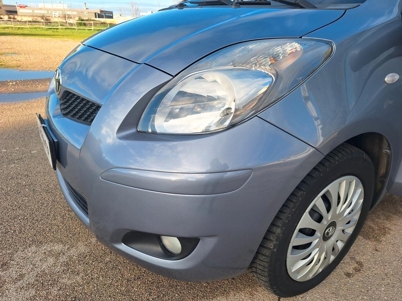 Toyota Yaris 1.0 BENZINA 5 PORTE"PERFETTA"