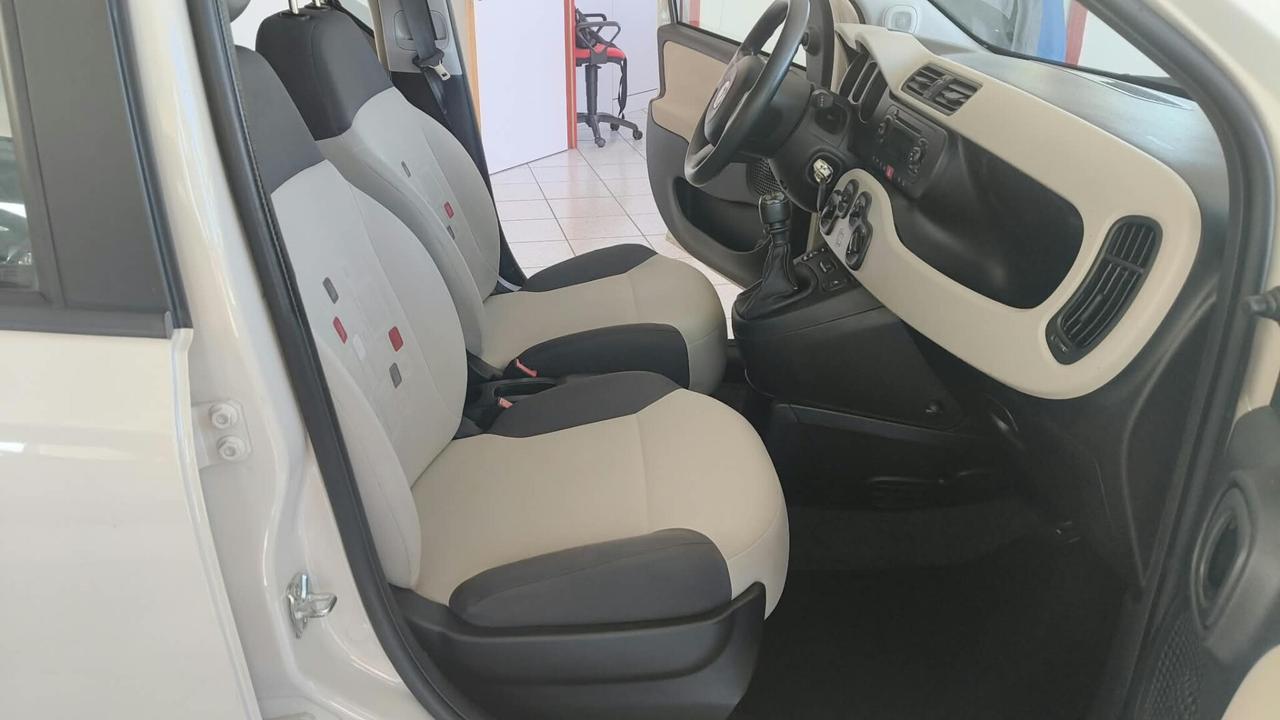 FIAT PANDA 1.2 BENZINA 70CV 5 POSTI