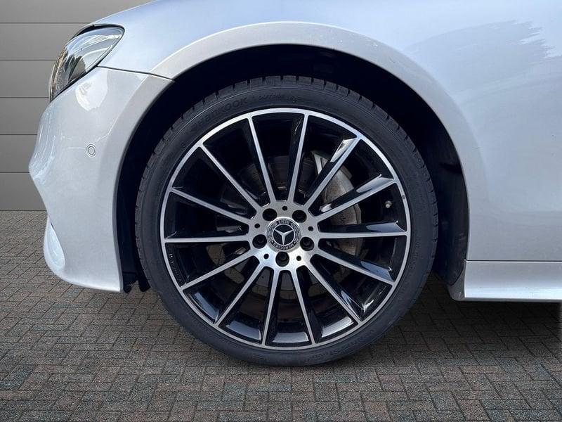 Mercedes-Benz Classe E Cpé E Coupe 220 d Premium Plus 4matic auto