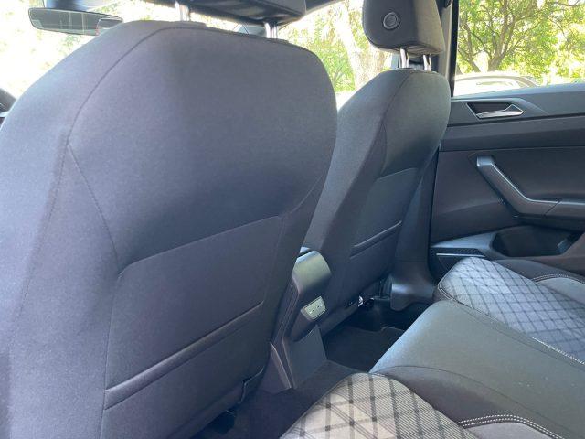 VOLKSWAGEN Taigo TSI 110CV R-LINE UNIPROPRIETARIO CERCHI DA 18"