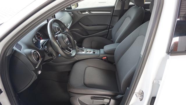 AUDI A3 SPB 40 TDI quattro S tronic Business