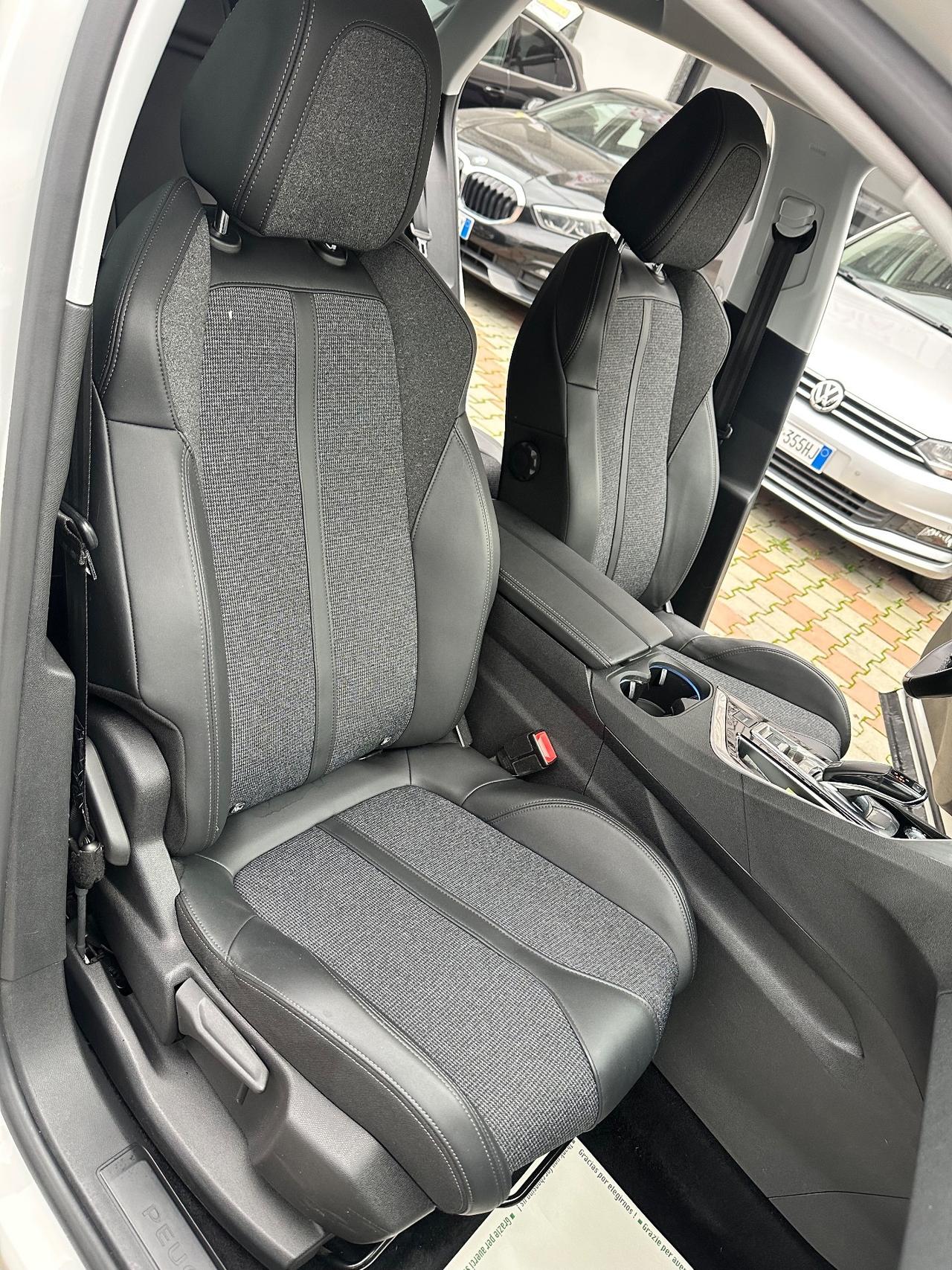 Peugeot 3008 BlueHDi 130 S&S Allure