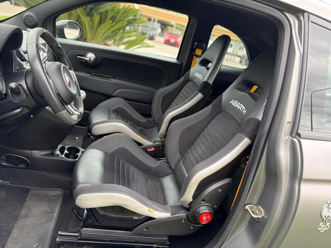 Abarth 595 C 1.4 Turbo T-Jet 180 CV Competizione 70 anniversario