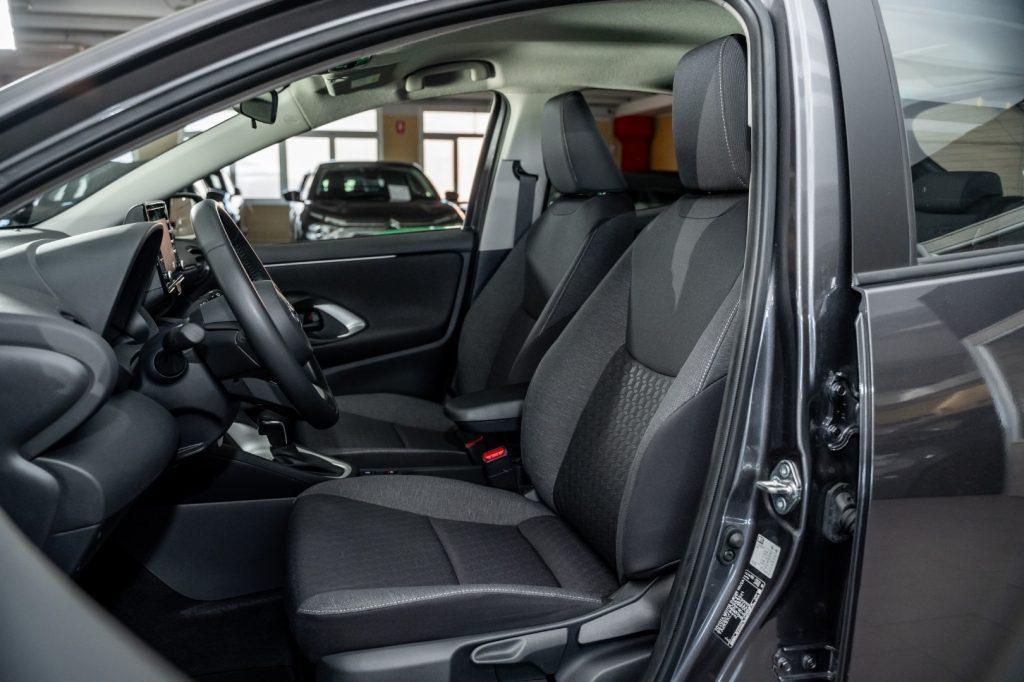 TOYOTA Yaris 1.5 Hybrid 5 porte Active
