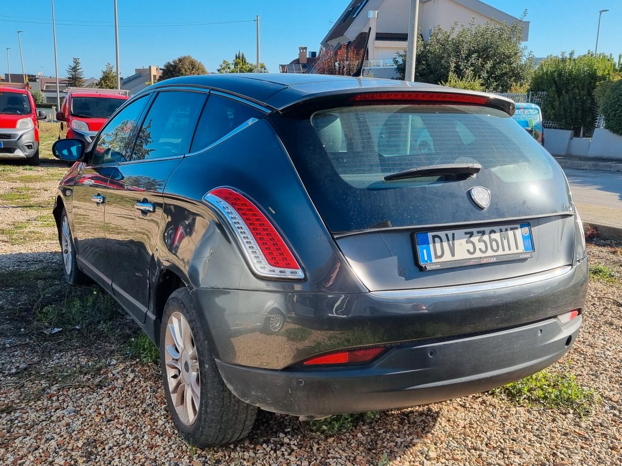 Lancia Delta 1.6 MJT DPF Platino 120 CV
