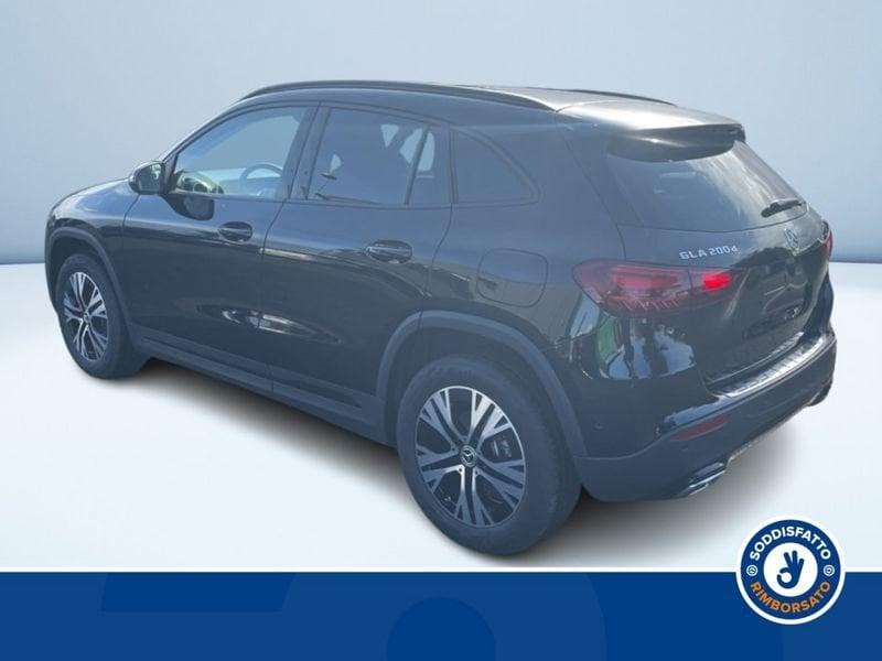 Mercedes-Benz GLA 200d Automatic 4Matic Advanced Progressive