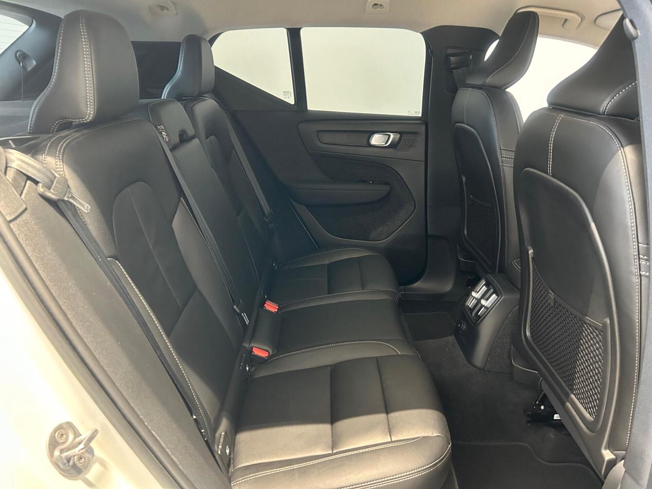 Volvo XC40 T5 Recharge Plug-in Hybrid aut. Plus Dark