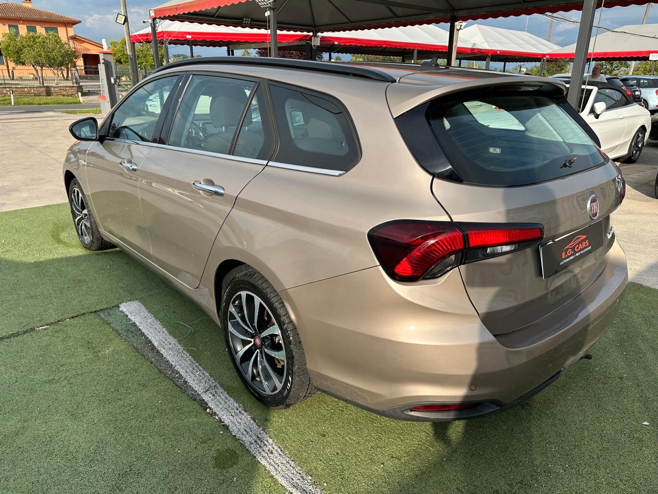 Fiat Tipo SW*1.6MJT*LOUNGE*NAVI*LED*AUT*PDC*BLUETOOTH*GANCIO