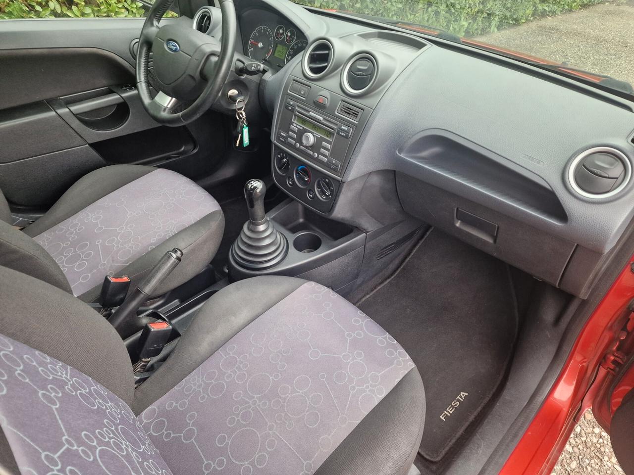 Ford Fiesta 1.2 75cv