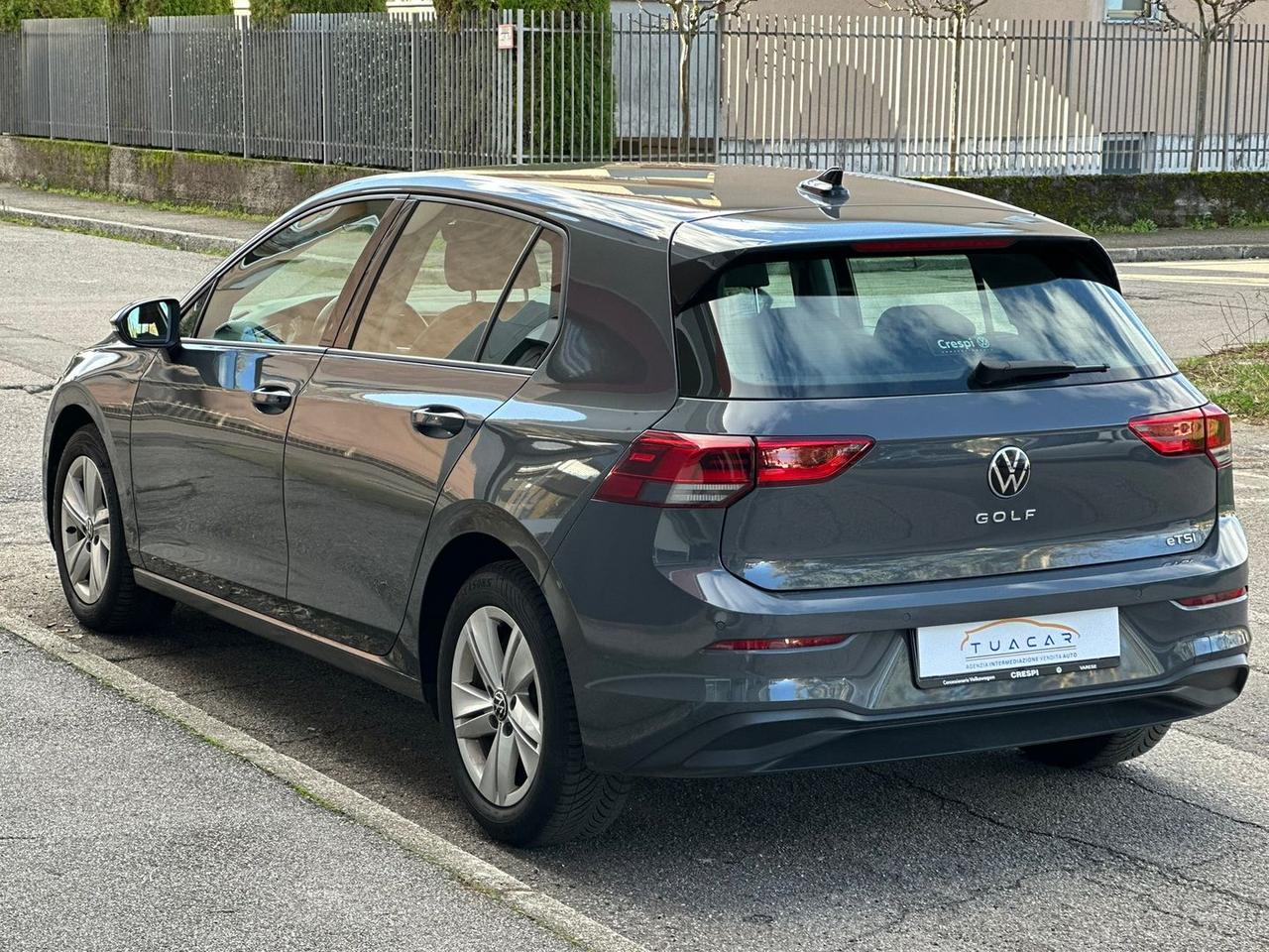 Volkswagen Golf Life 1.0 eTSI MHEV