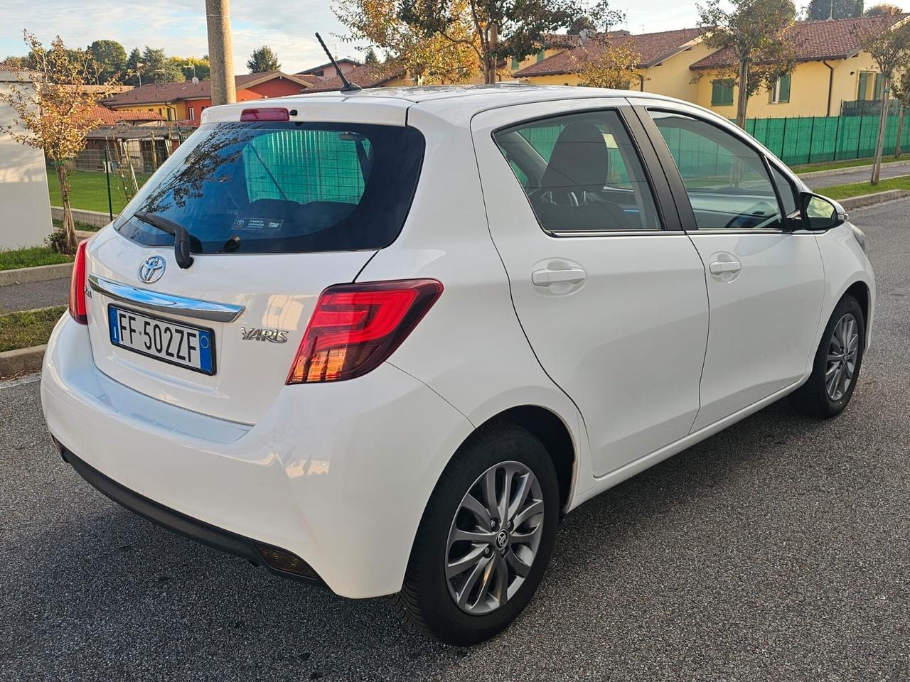 Toyota Yaris 1.0 benzina
