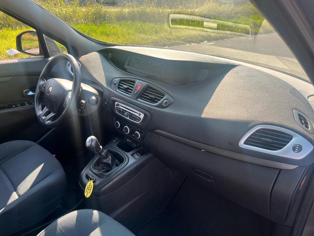 Renault Scenic Scénic 1.5 dCi 110CV