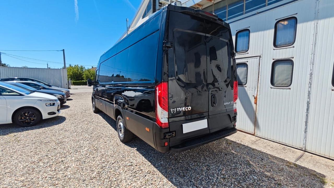 Iveco Daily 35S18HA8V 3.0 HPT PM-TN Furgone Hi-Matic