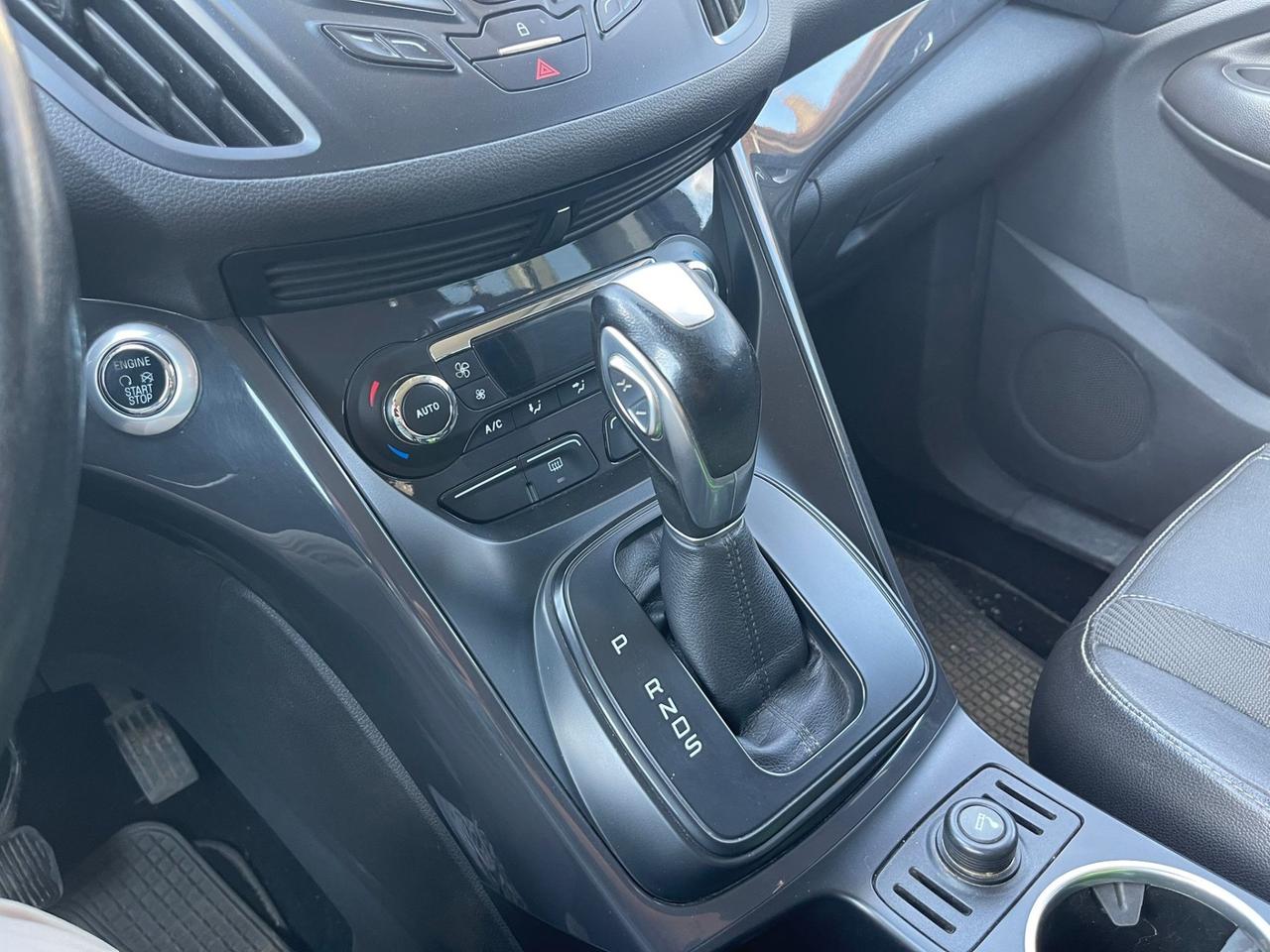 Ford Kuga 2.0 TDCI 163 CV 4WD Powershift Titanium