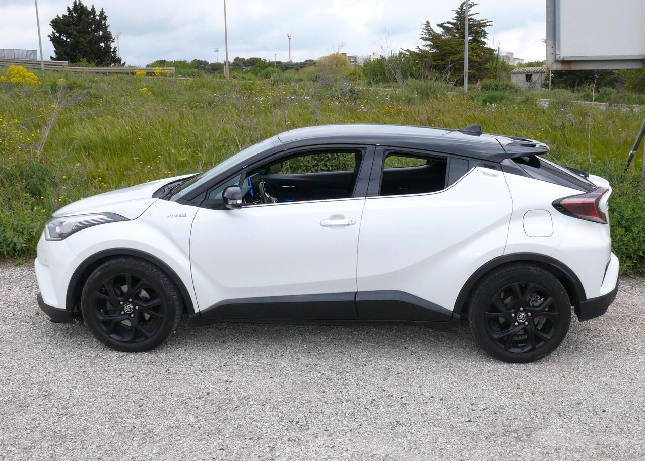 Toyota C-HR Hybrid E-CVT (M1310)