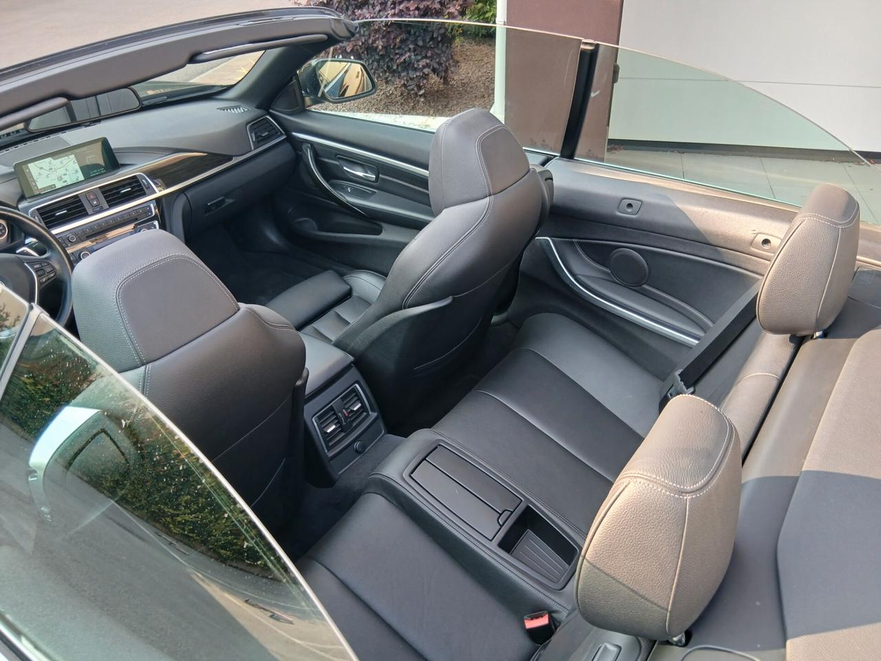 Bmw 420d Cabrio Luxury tua a € 312 mese