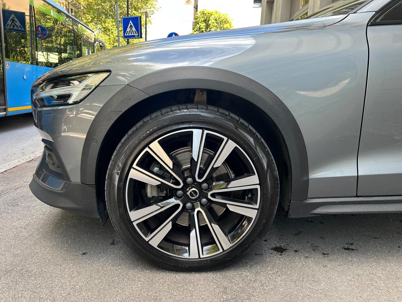 Volvo V60 Cross Country 2.0 d4 Pro Geartronic AWD my20 | PREZZO PIU' IVA!!!