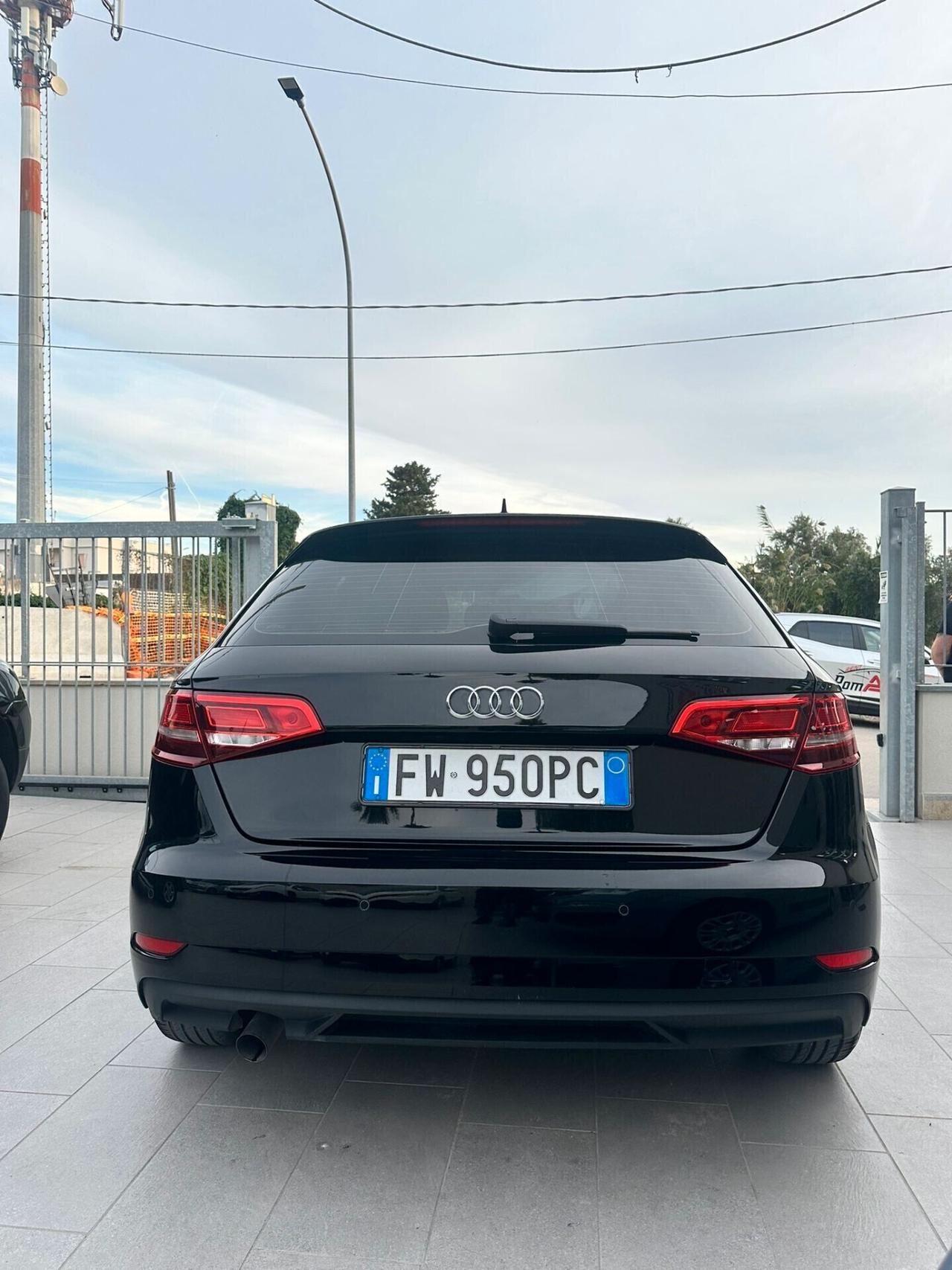 Audi A3 SPB 30 TDI Business