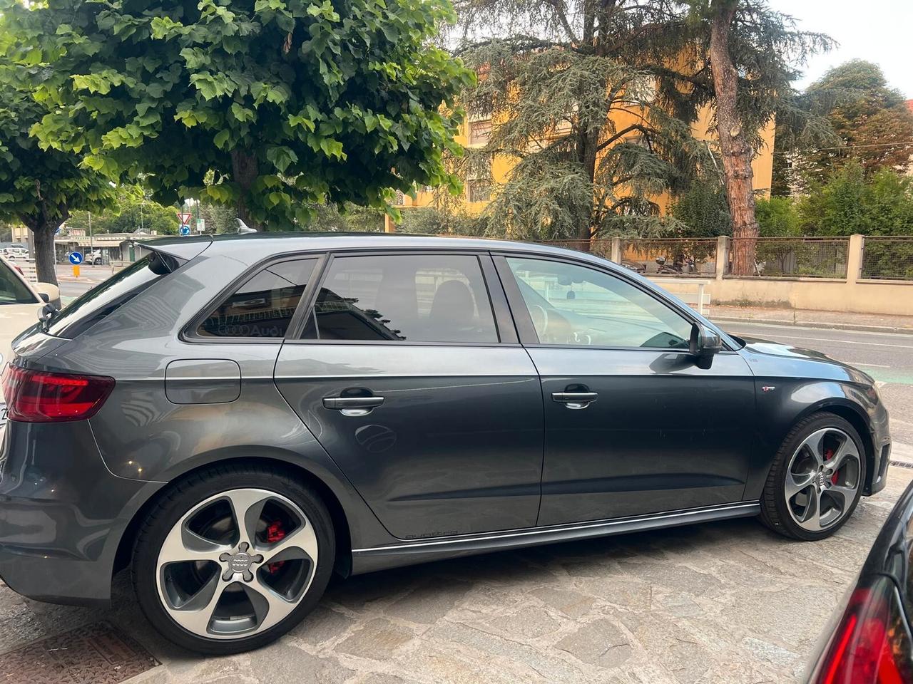Audi A3 SPB 2.0 TDI 184 CV clean diesel quattro S tronic Ambition