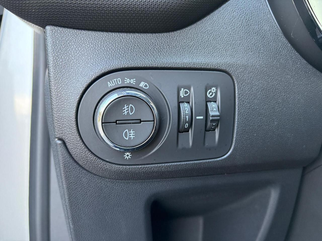 Opel Crossland X 1.2 Benzina 83cv 120 Anniversary