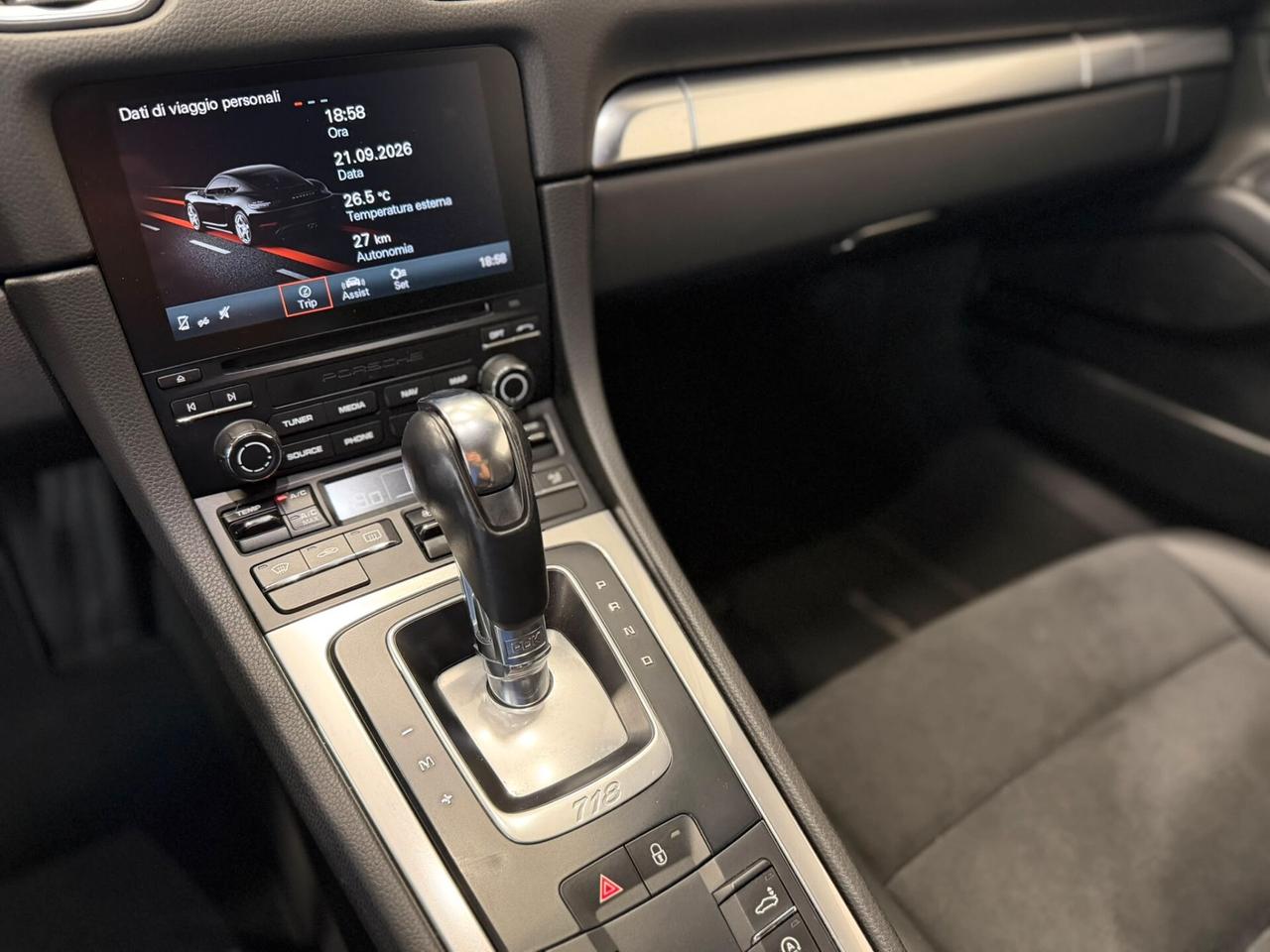 Porsche Cayman 718