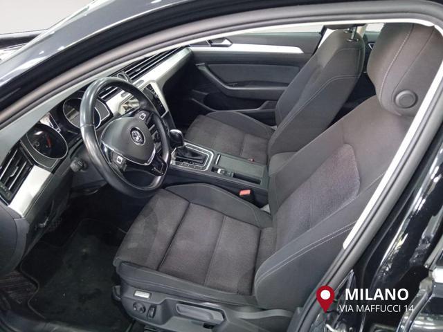 VOLKSWAGEN Passat Variant 1.6 TDI SCR DSG Business BMT 88kw