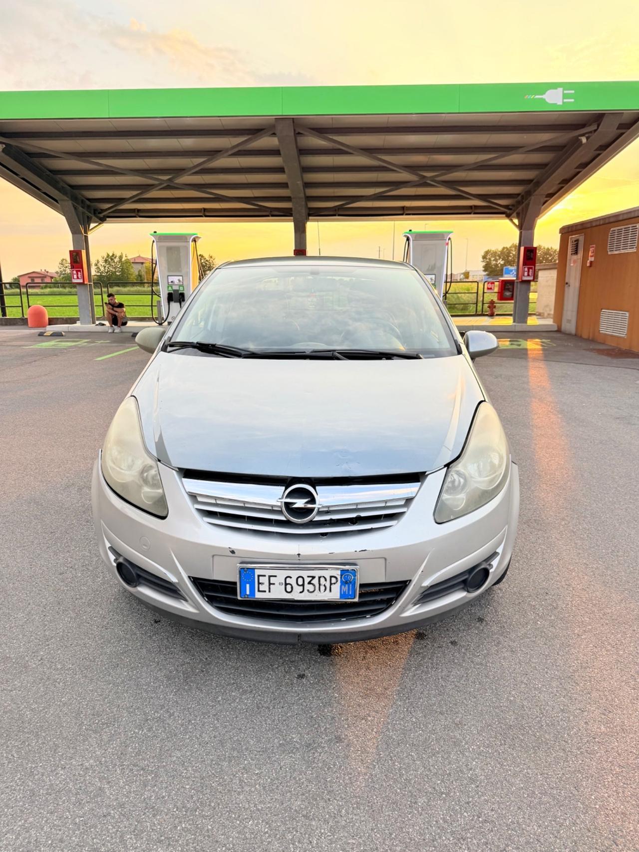 Opel Corsa 1.2 5 porte Cosmo