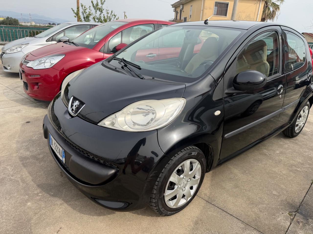 Peugeot 107 1.0 68CV 5p. Desir