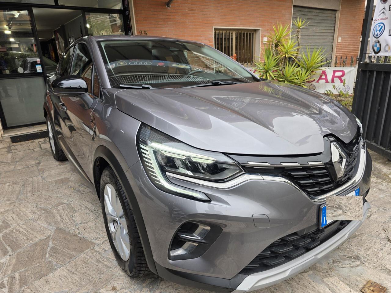 Renault Captur E-TECH INITIALE