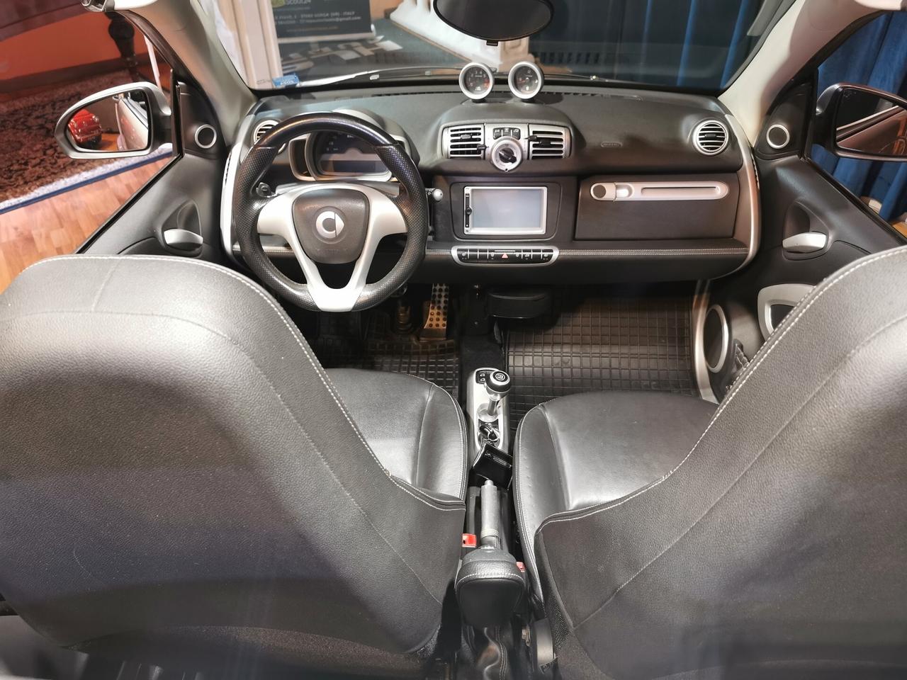 Smart ForTwo 1000 75 kW cabrio BRABUS Xclusive