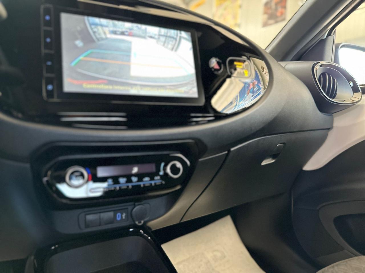 Toyota Aygo X 1.0 VVT-i 72 CV 5 porte Trend