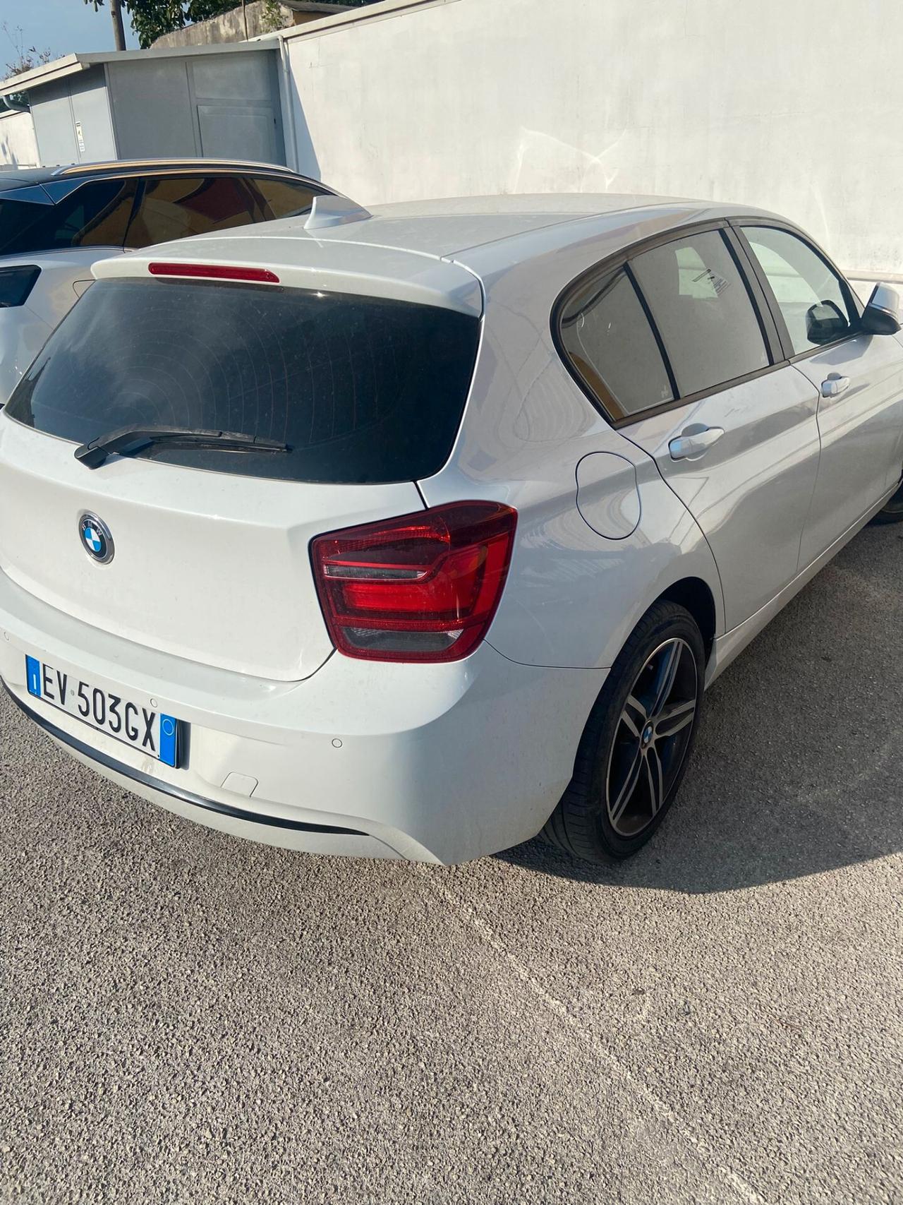 Bmw 118 118d 5p. Msport interno esterno