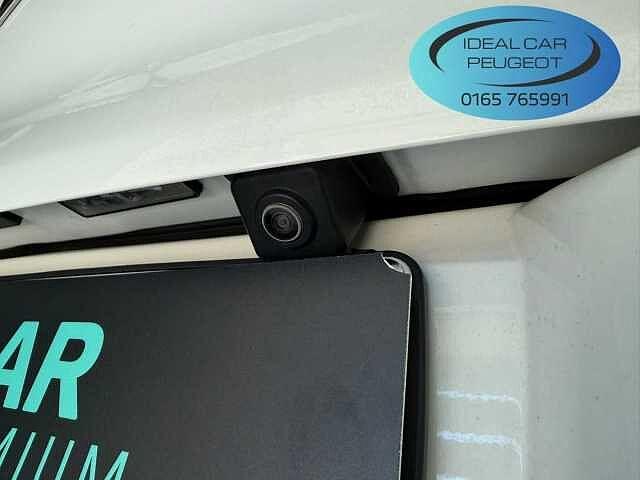 Citroen C3 BlueHDi 100 S&S Shine Pack