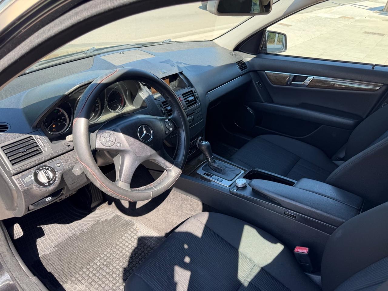 Mercedes-benz C 220 200 CDI BlueEFFICIENCY Elegance