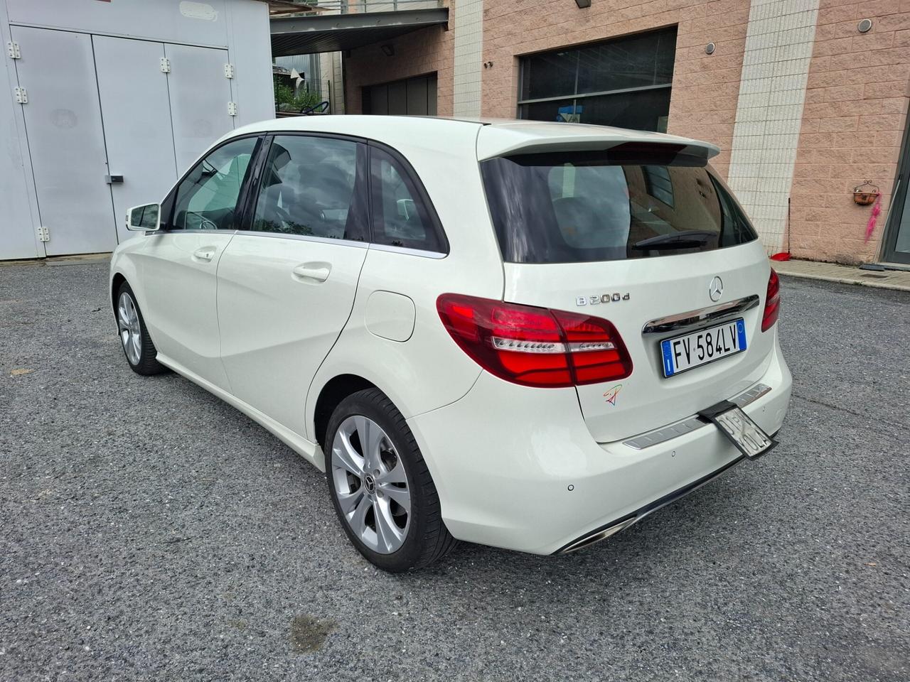 Mercedes-benz B 200 B 200 d Automatic Sport
