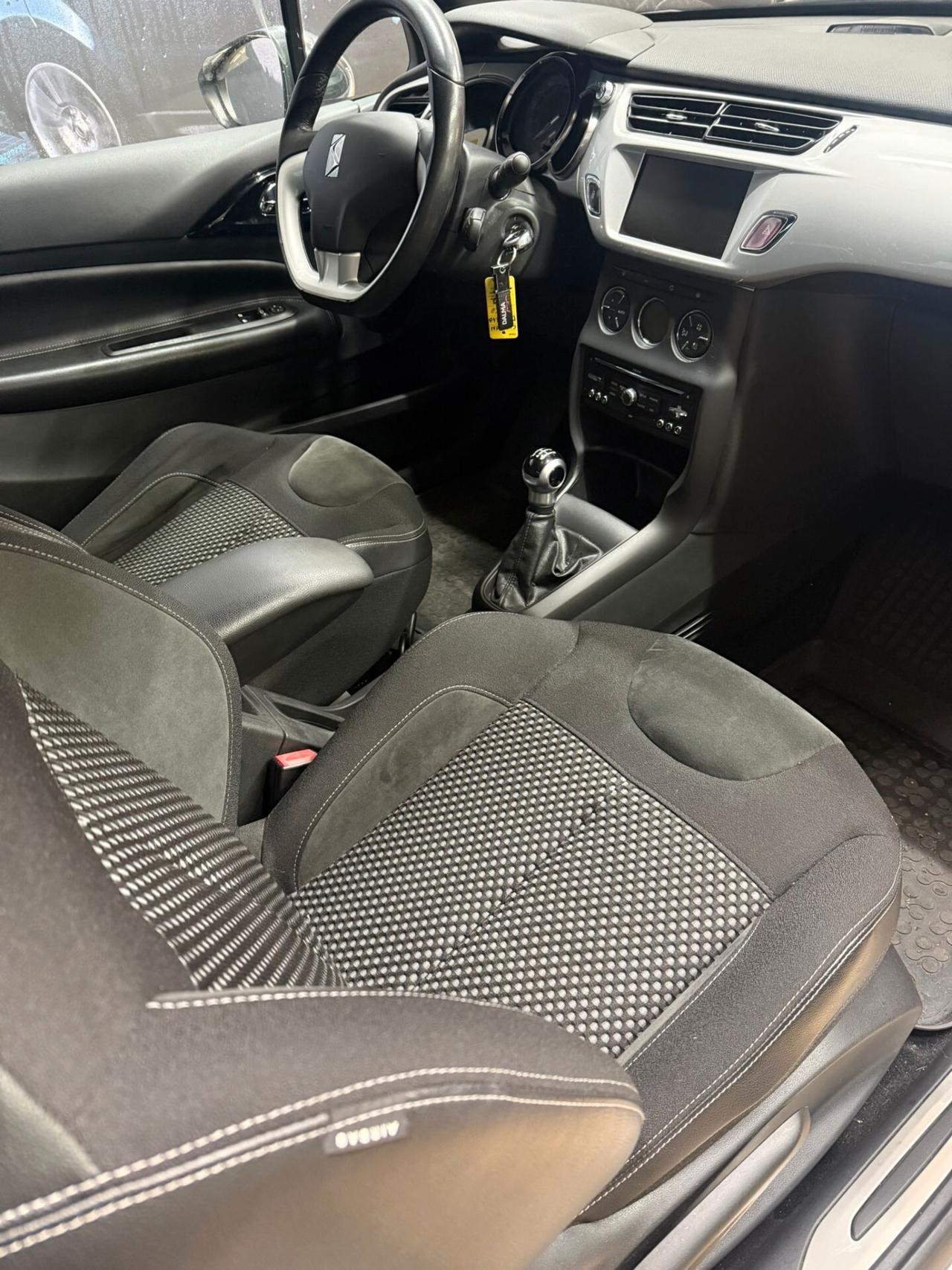 Ds DS3 1.4 BENZINA 2012 NEOP.