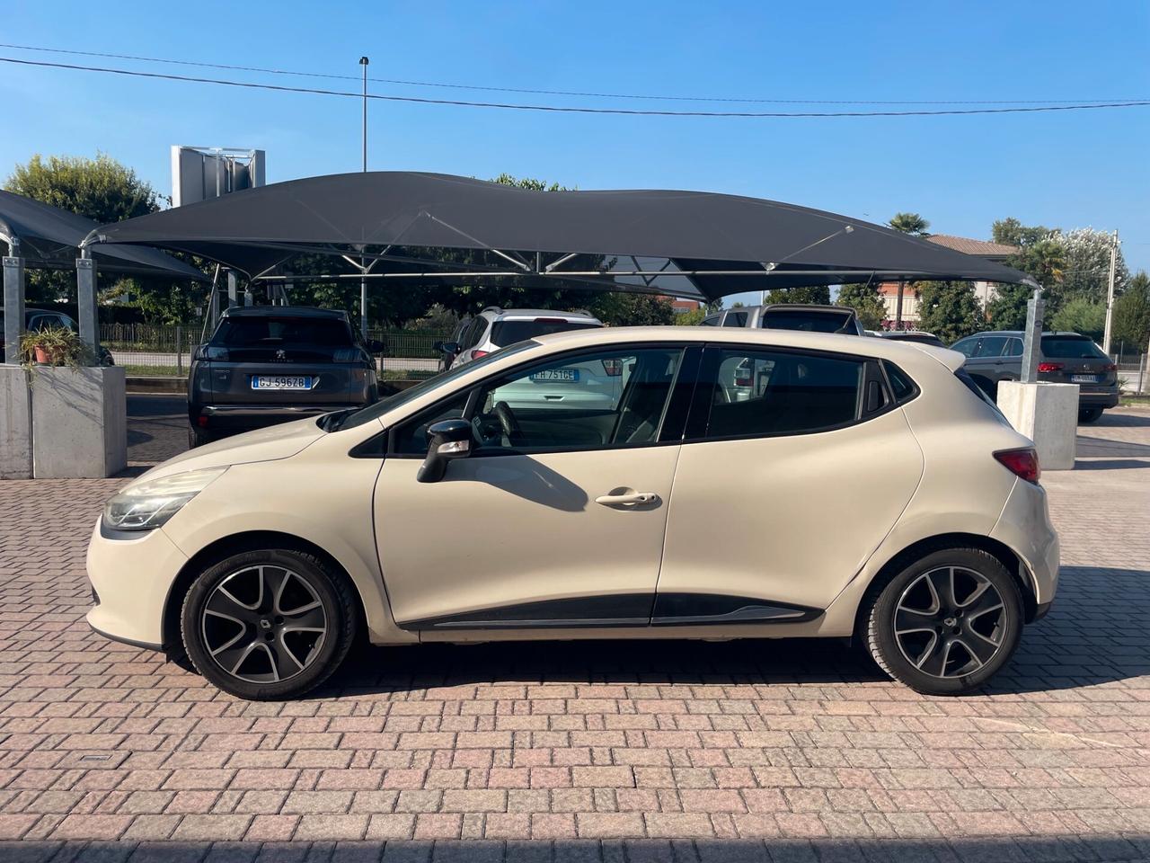 Renault Clio dCi 8V 90CV EDC Start&Stop 5 porte Energy Intens
