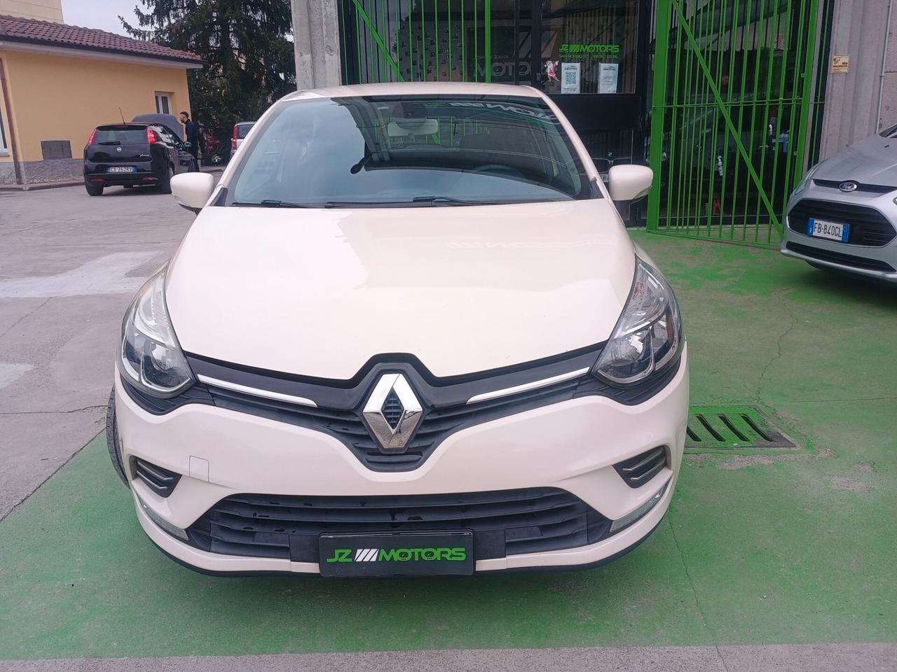 RENAULT CLIO NEOPATENTATI EURO6