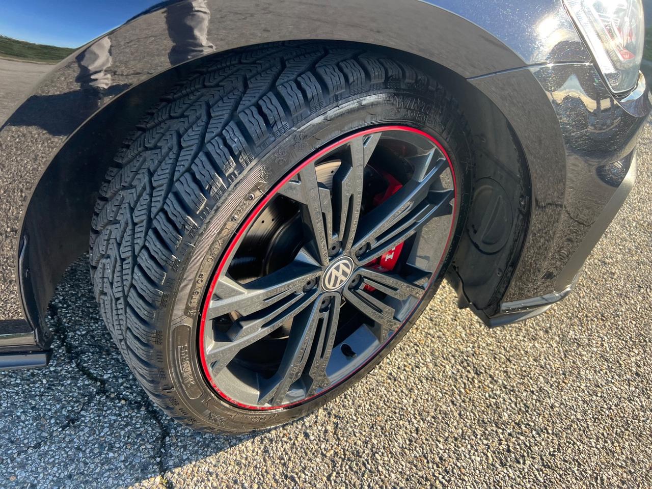 Volkswagen Golf GTI Performance 2.0 245 CV TSI DSG 5p. BMT